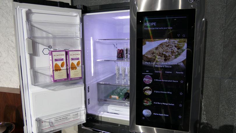 Compare Samsung Family Hub vs LG InstaView Which Smart Refrigerator is Right for You 1084
