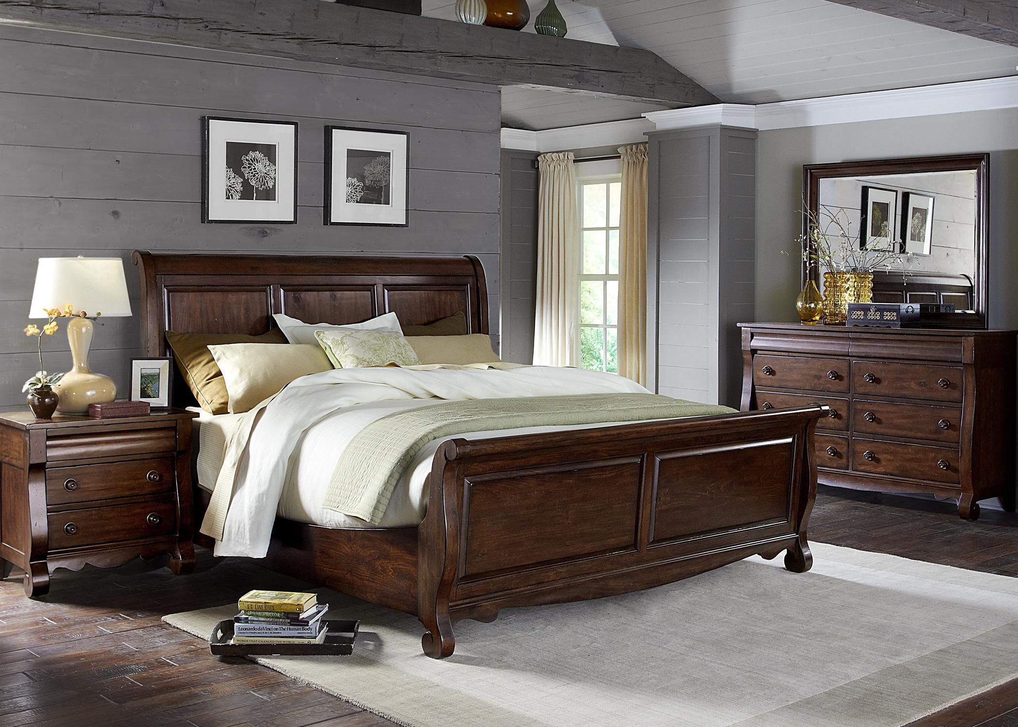 Sleigh Beds Traditional vs Modern Styles 16122